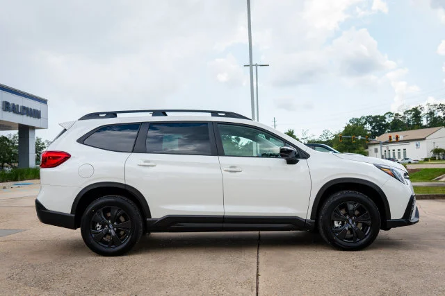 New 2026 Crystal White Pearl Subaru Premium image 20