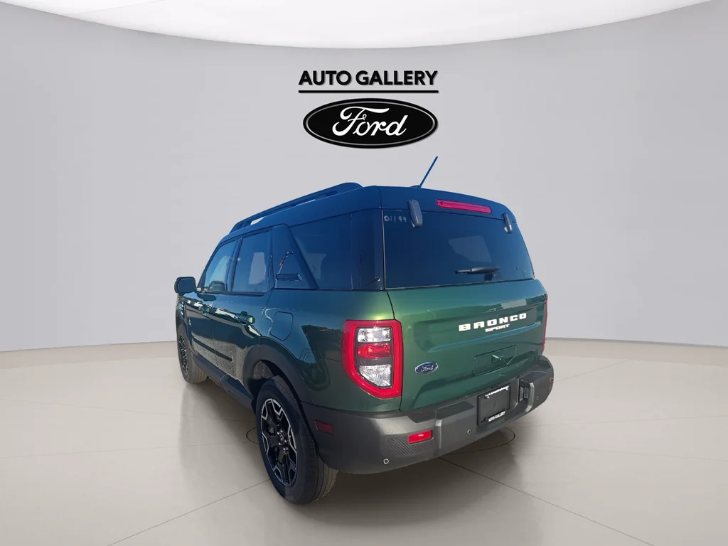 New 2025 Eruption Green Metallic Ford Outer Banks® image 7