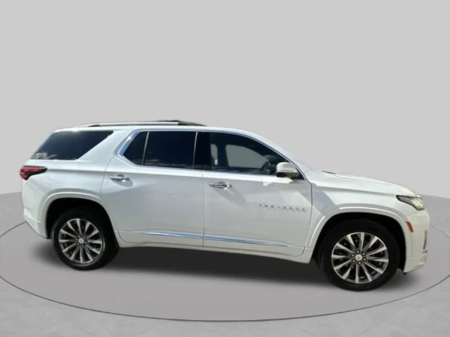 Used 2022 Beige Chevrolet Premier image 8