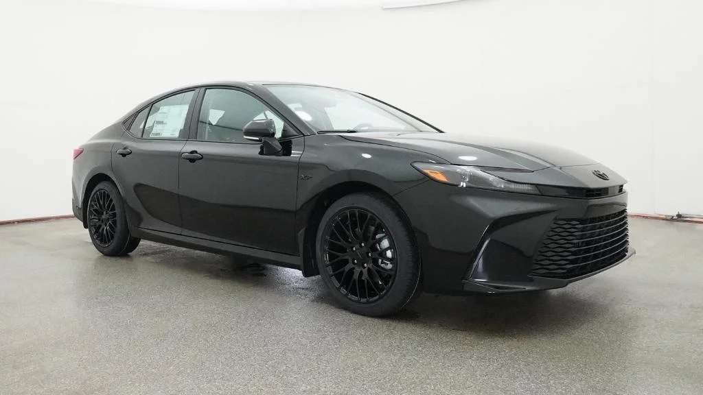 New 2026 Midnight Black Metallic Toyota LE image 8