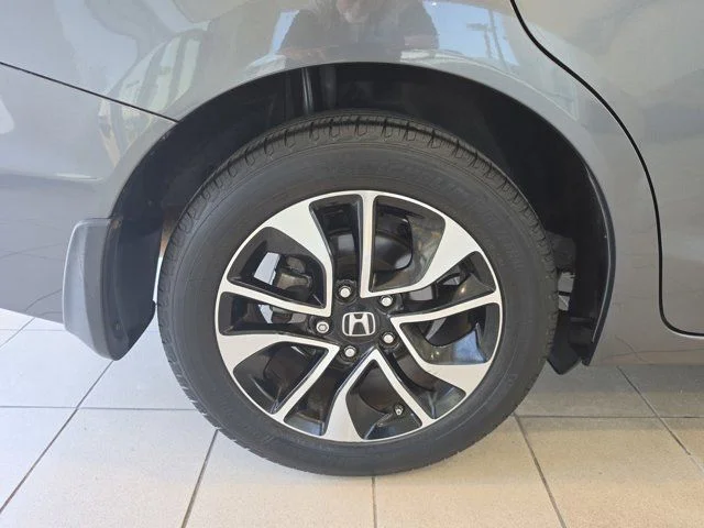 Used 2013 Green Honda EX-L image 30