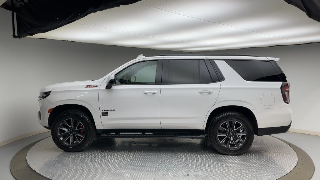 Used 2021 Summit White Chevrolet Z71 image 5
