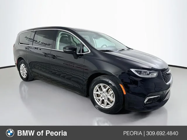 Used 2024 Black Chrysler Touring L image 1