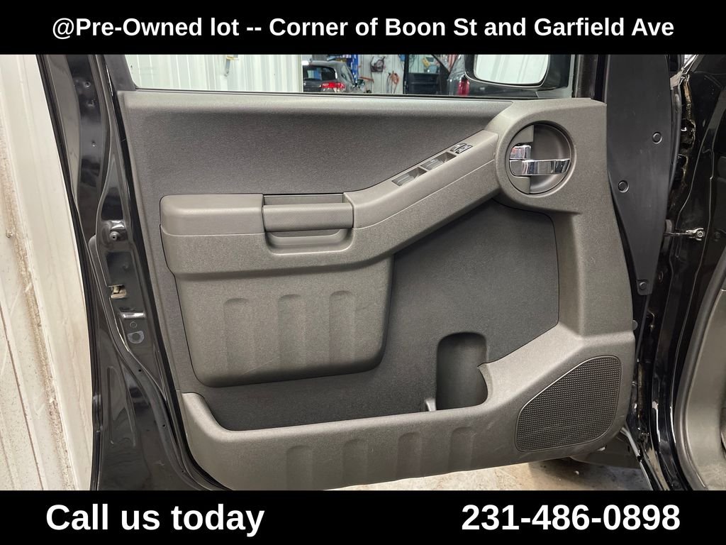 Used 2015 Black Nissan PRO-4X image 14
