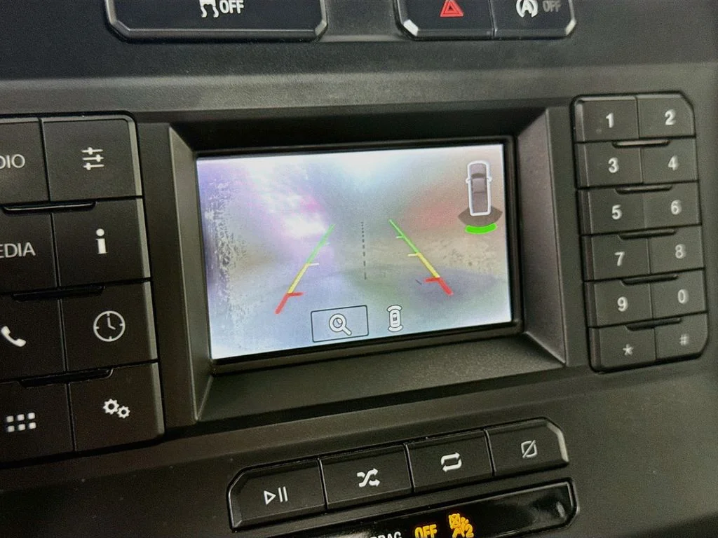 Used 2018 Oxford White Ford XL image 4