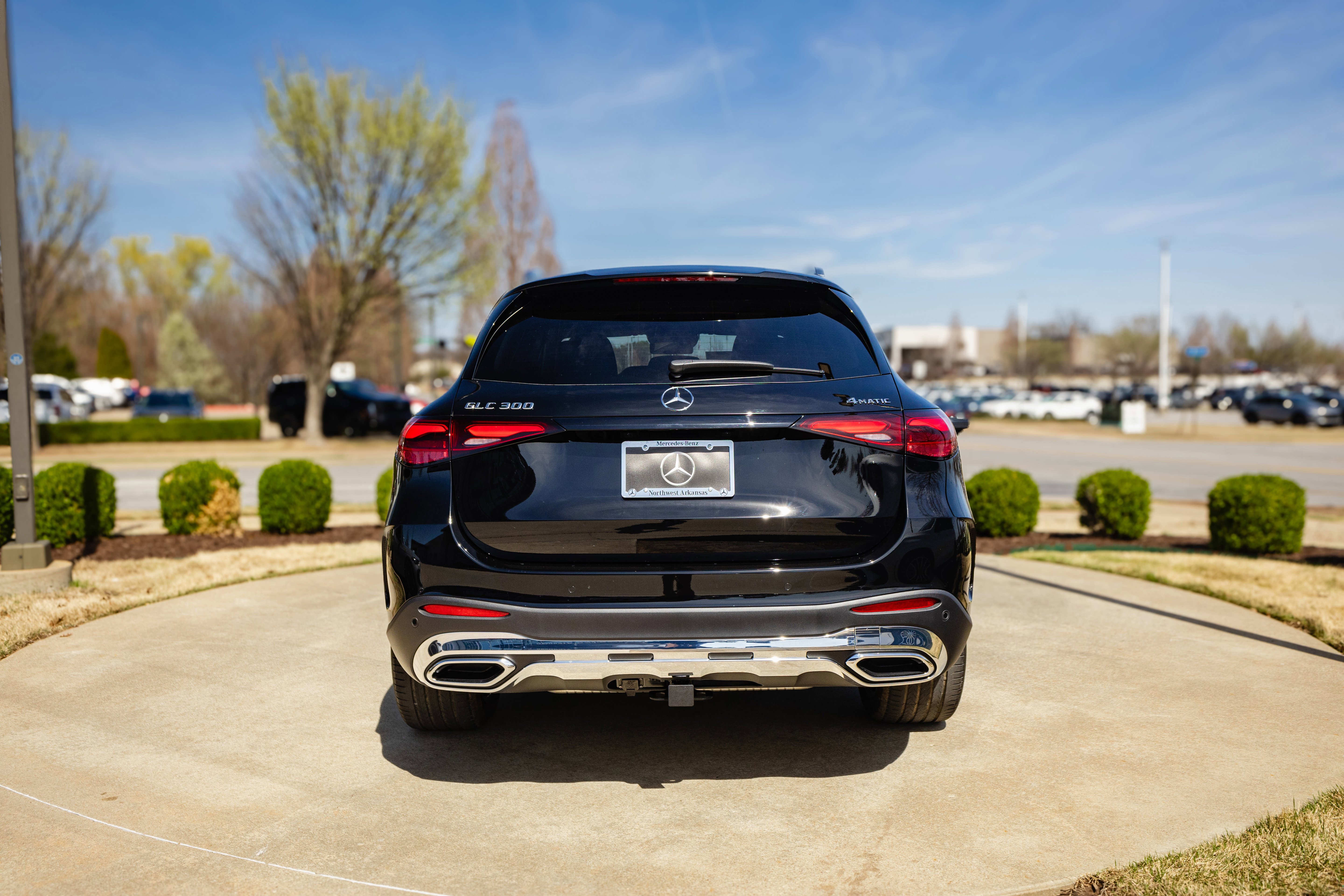 New 2026 Black Mercedes-Benz GLC 300 image 10