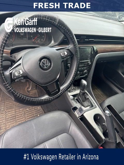 Used 2020 Platinum Gray Metallic Volkswagen 2.0T SEL image 1