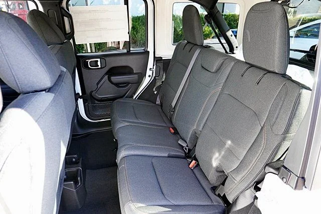 New 2026 Bright White Clearcoat Jeep Sport S image 21