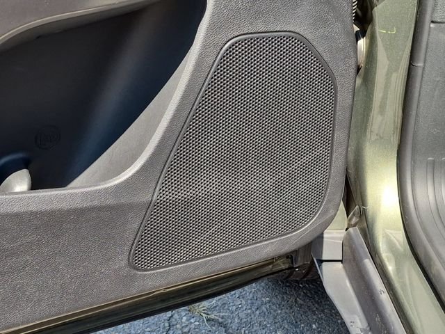 Used 2019 Green Jeep Limited image 11
