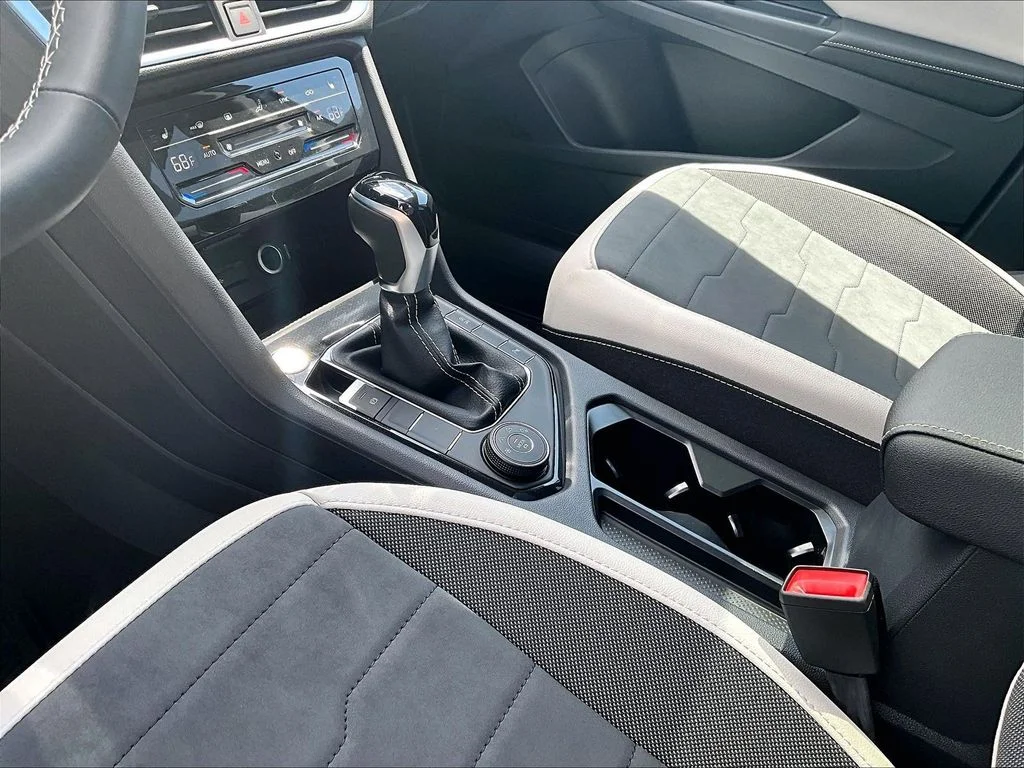 New 2026 Gray Volkswagen 1.5T SE image 23