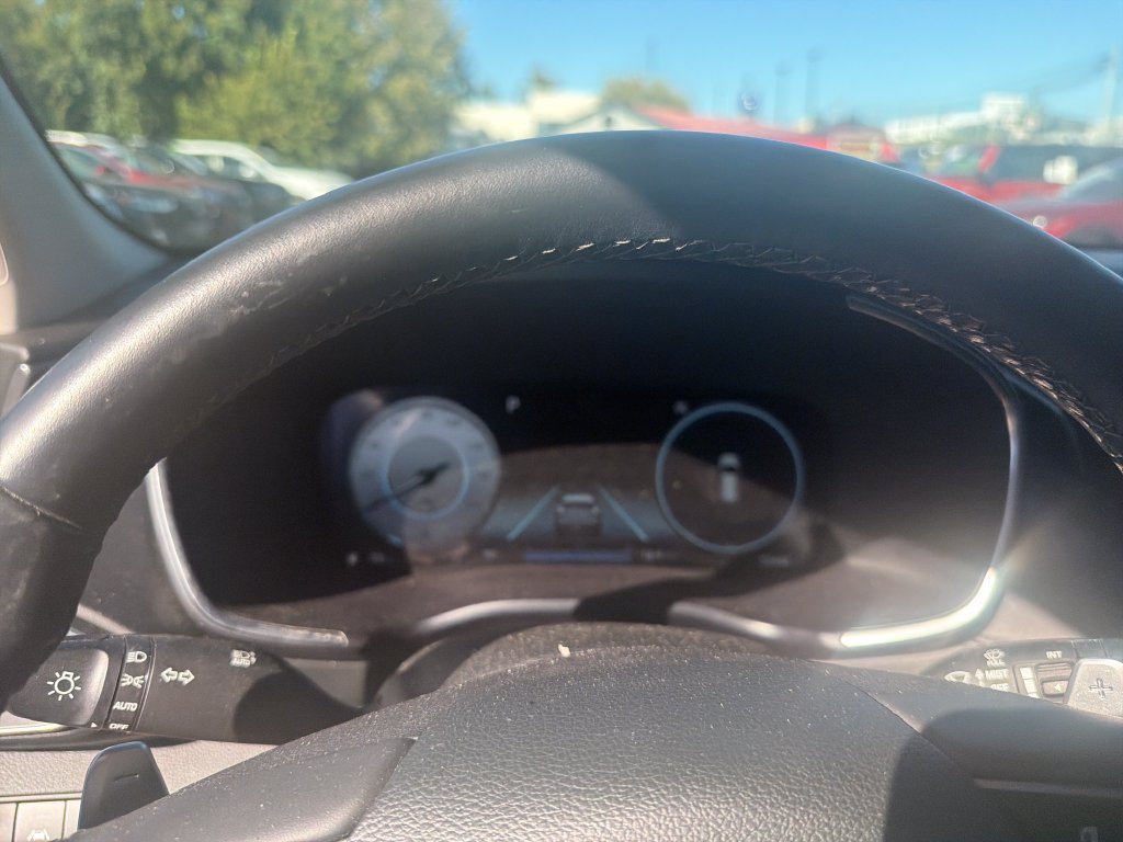 Used 2022 Red Hyundai XRT image 19