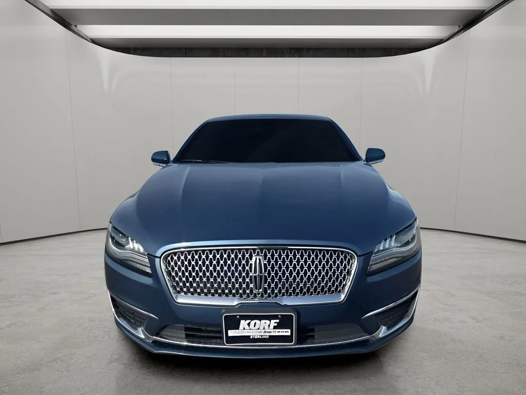 Used 2019 Blue Diamond Metallic Lincoln Standard image 8
