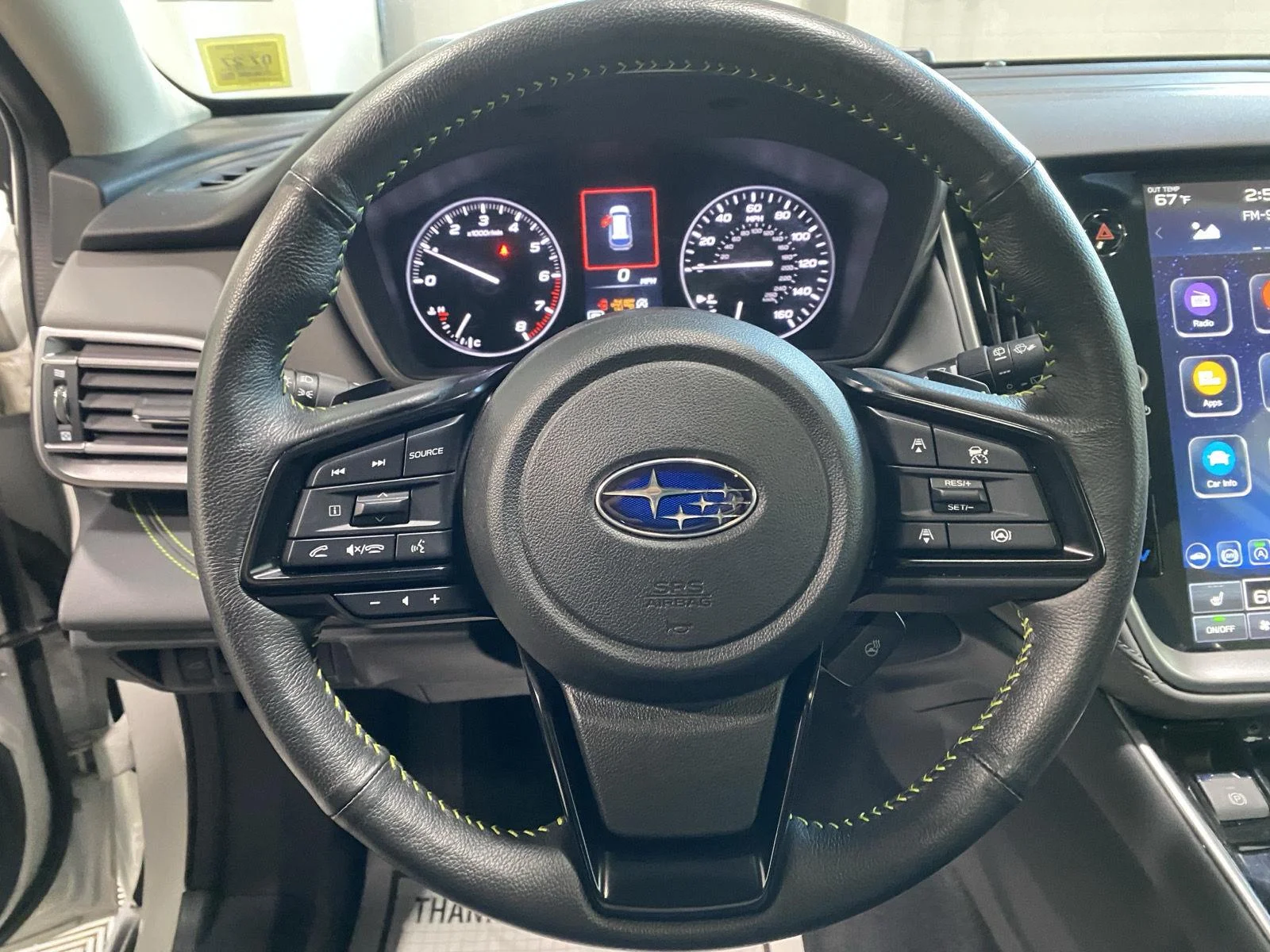 Used 2025 Crystal White Pearl Subaru Onyx Edition image 28