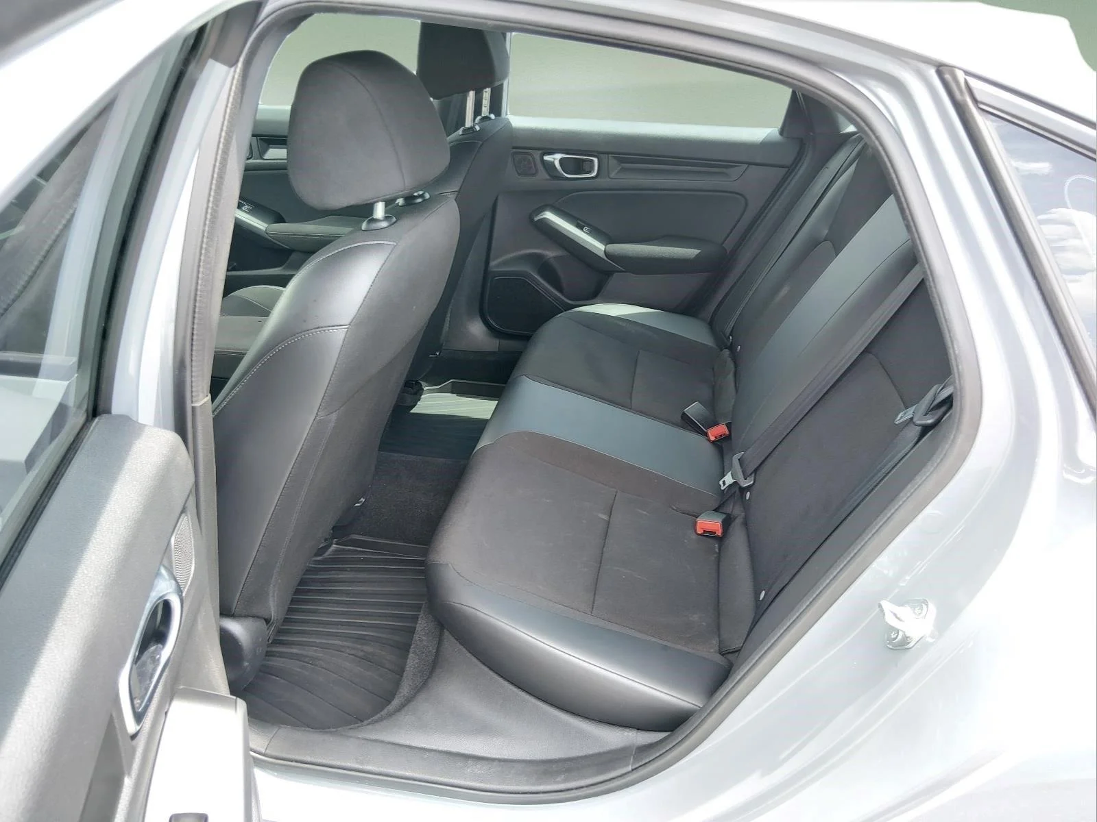 Used 2022 Sonic Gray Pearl Honda Sport image 18