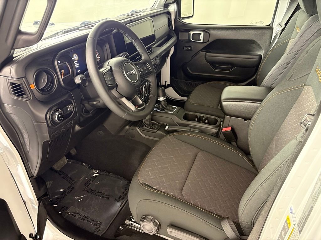 New 2026 Bright White Clearcoat Jeep Mojave image 27