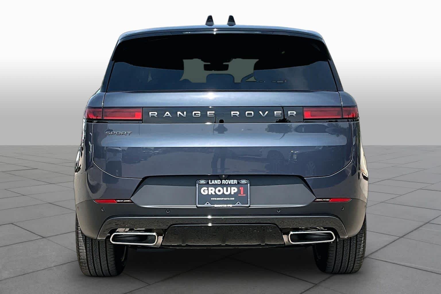 New 2026 Varesine Blue Land Rover SE image 4