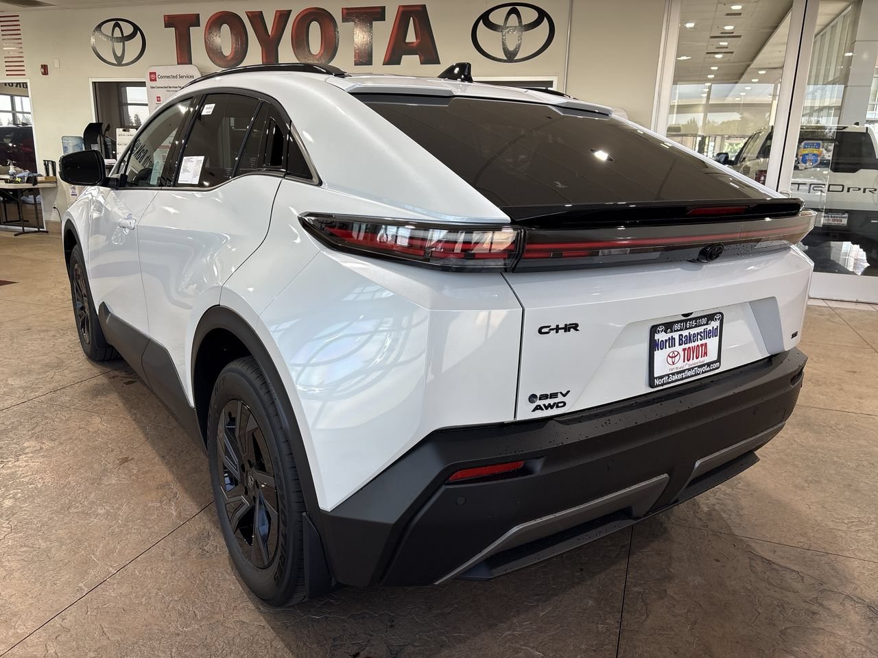 2026 Toyota C-HR SE - Photo 8