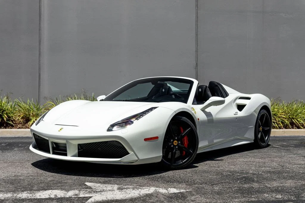 Used 2019 Bianco Avus Ferrari  image 57