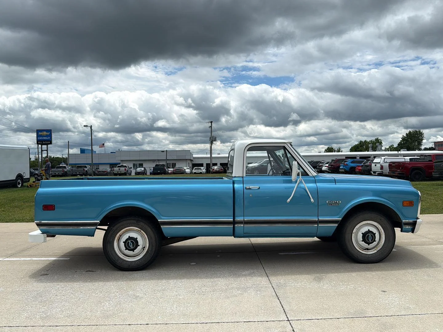 Used 1970 White Chevrolet  image 2