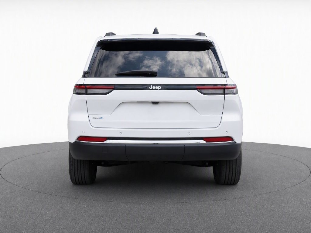Used 2024 White Jeep 4xe image 5