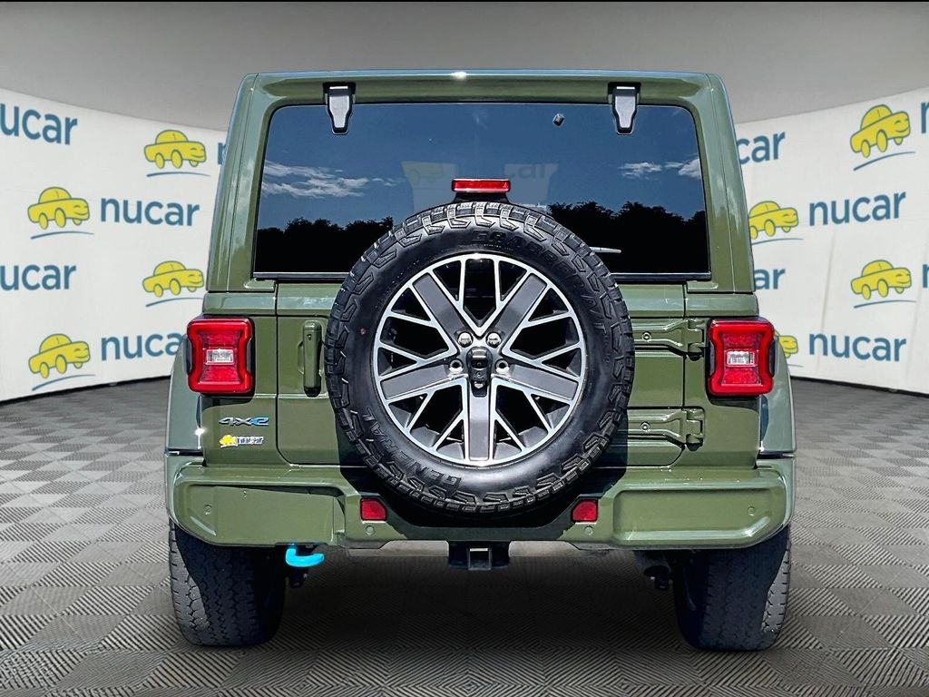 Used 2024 Green Jeep High Altitude 4xe image 5
