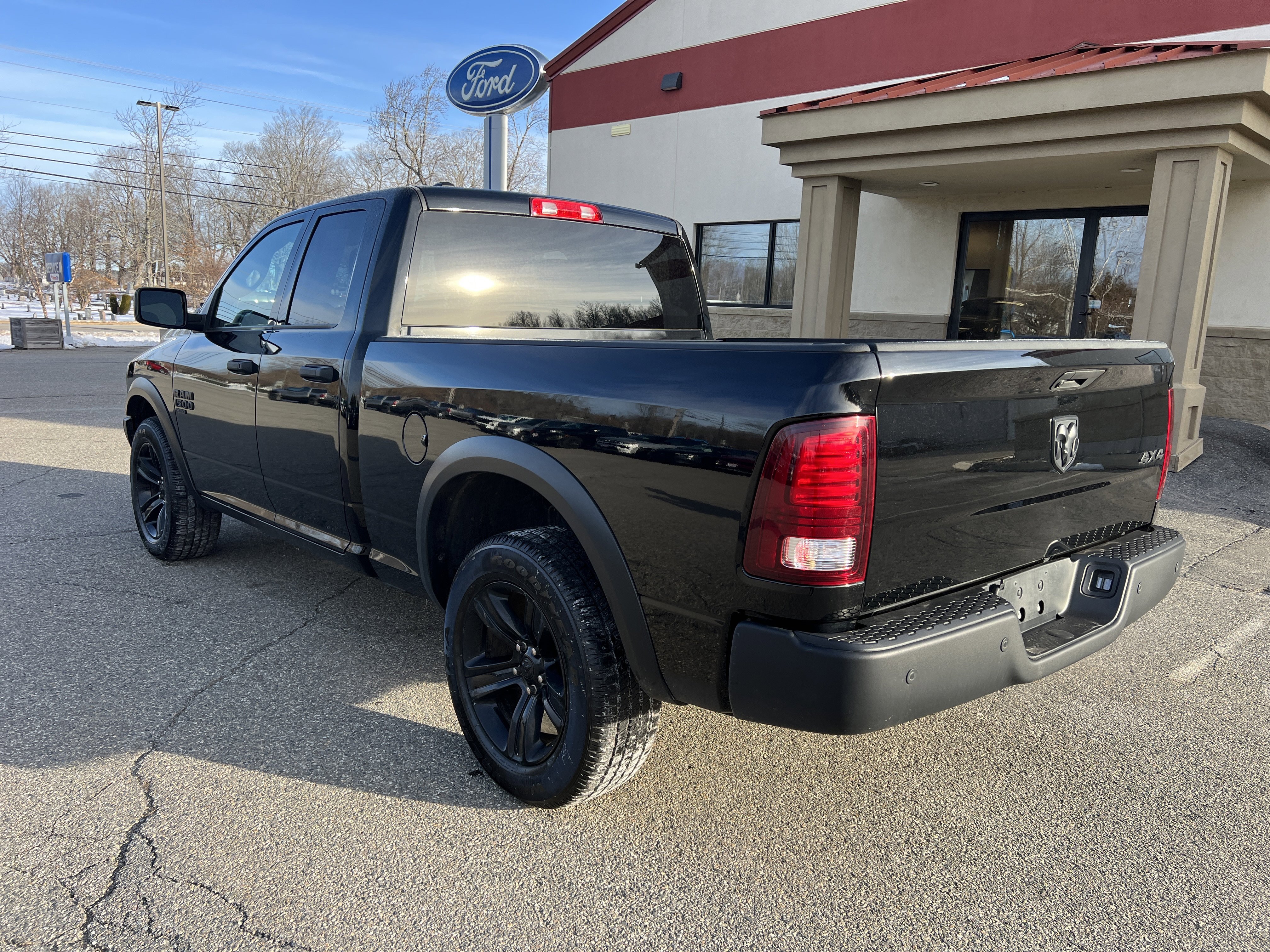 Used 2023 Diamond Black Crystal Pearlcoat Ram Warlock image 7