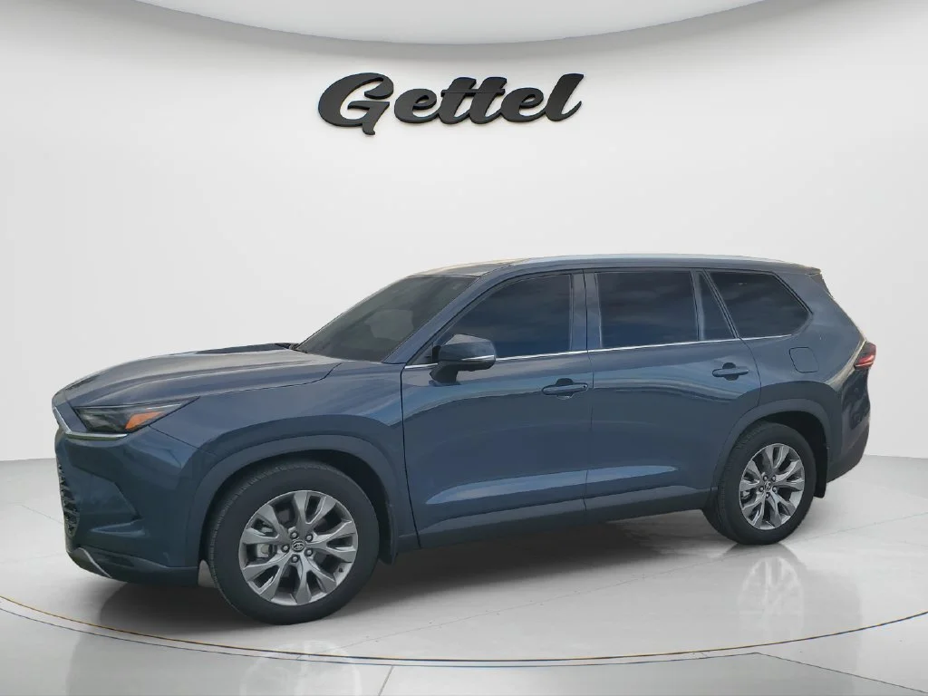 Used 2025 Gray Toyota Limited image 1