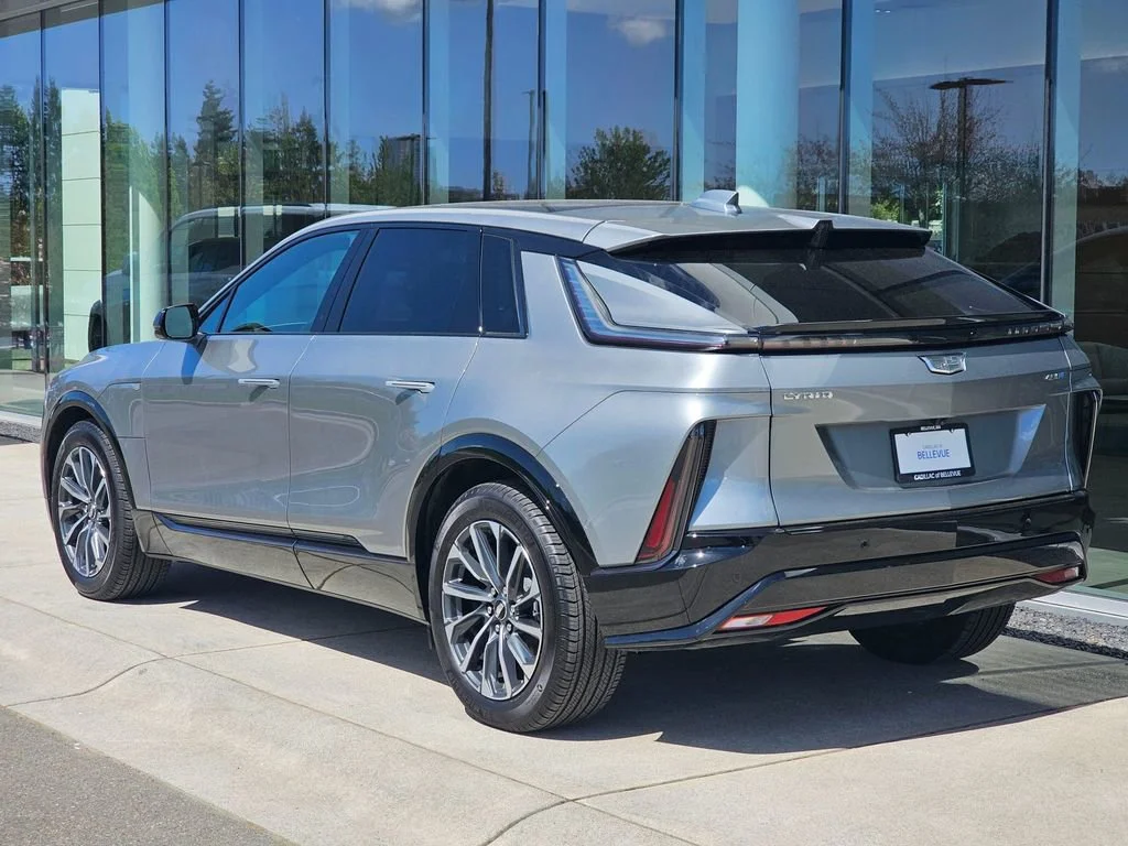Used 2025 Argent Silver Metallic Cadillac Sport 1 image 3