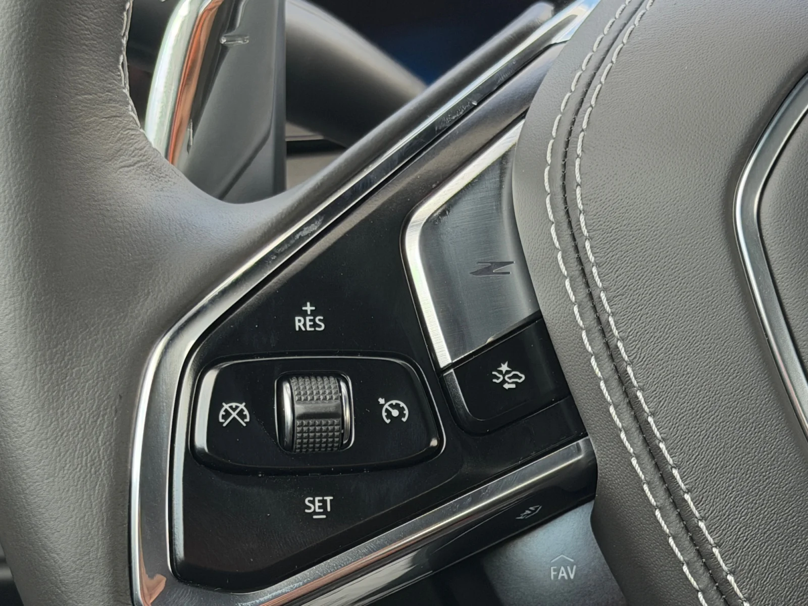 New 2027 Black Chevrolet 2LT image 24