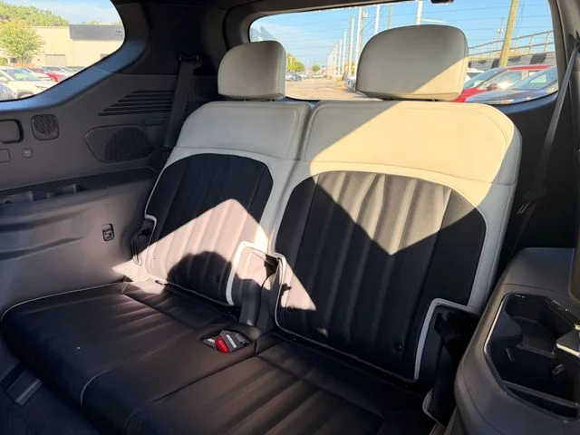 Certified Used 2024 Gray Kia GT-Line image 25