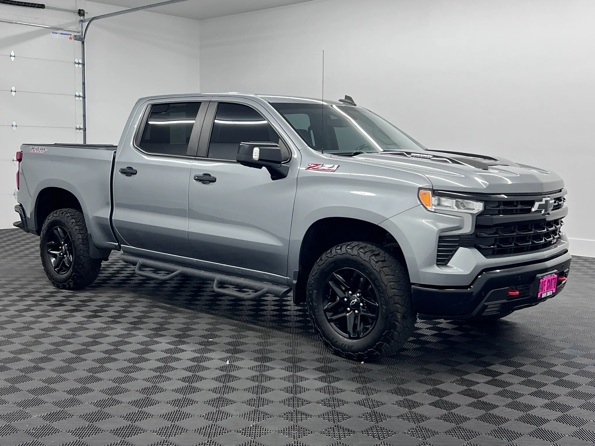 Used 2024 Sterling Gray Metallic Chevrolet LT Trail Boss image 7