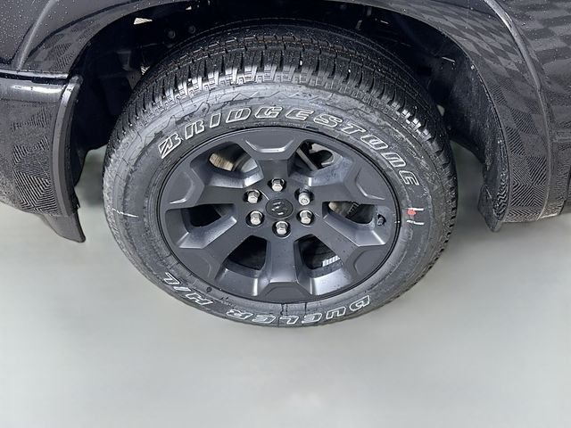 New 2026 Diamond Black Crystal Pearl-Coat Exterior Paint RAM Big Horn/Lone Star image 28