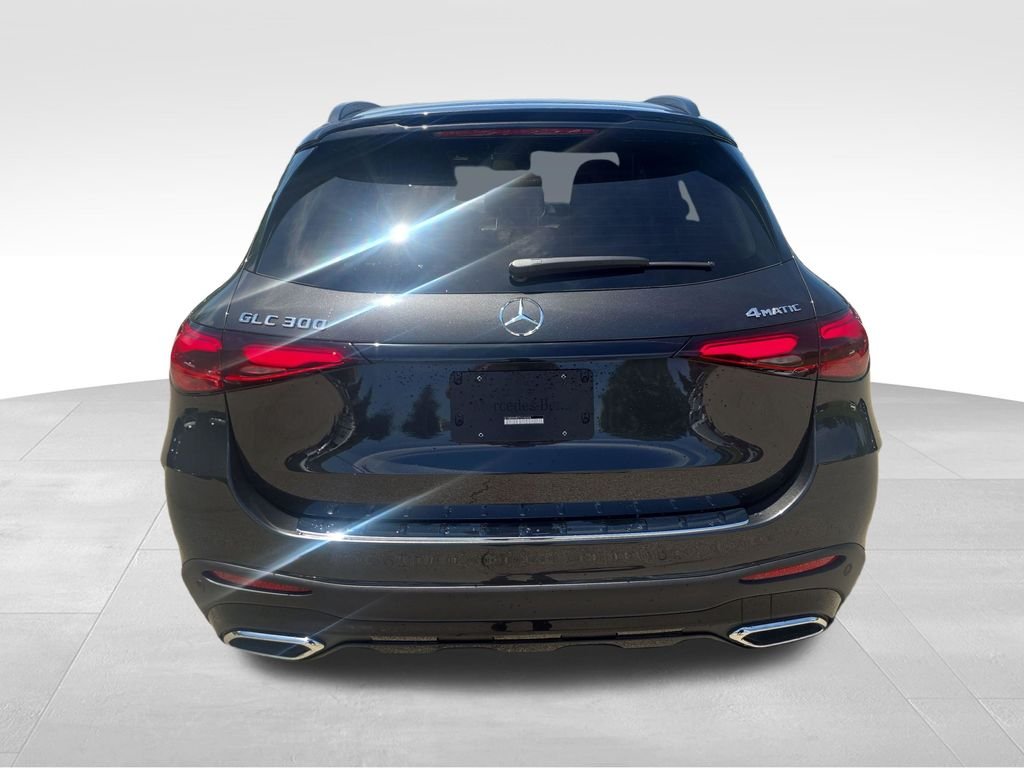New 2026 Graphite Grey Metallic Mercedes-Benz GLC 300 image 4
