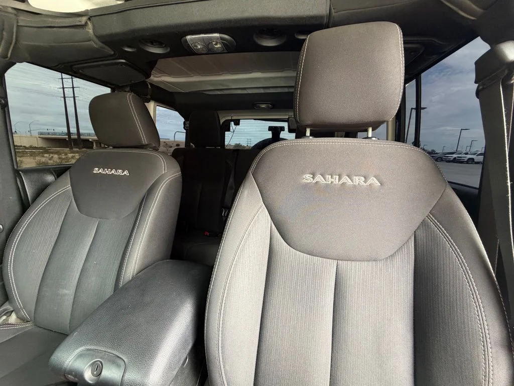 Used 2018 Black Jeep Unlimited Sahara image 12