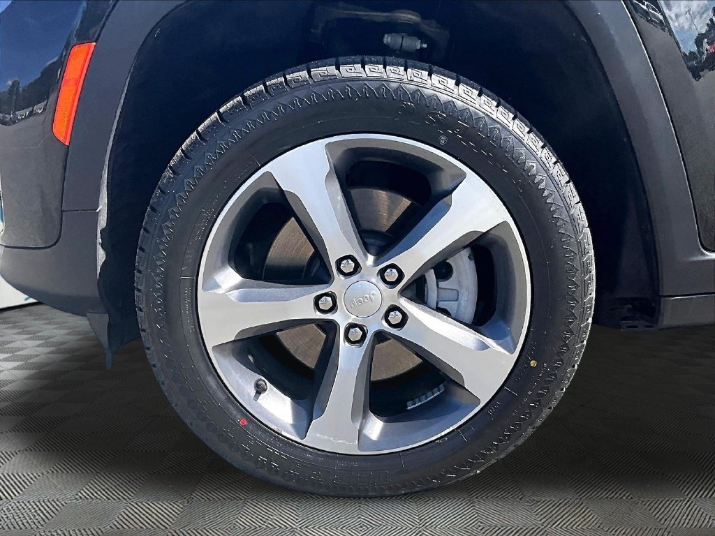Used 2023 Black Jeep 4xe image 7