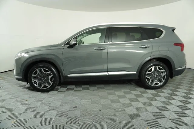 Used 2022 Gray Hyundai Limited image 4