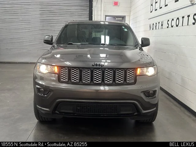Used 2019 Gray Jeep Altitude image 5