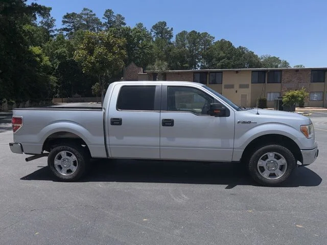 Used 2012 Silver Ford XLT image 4