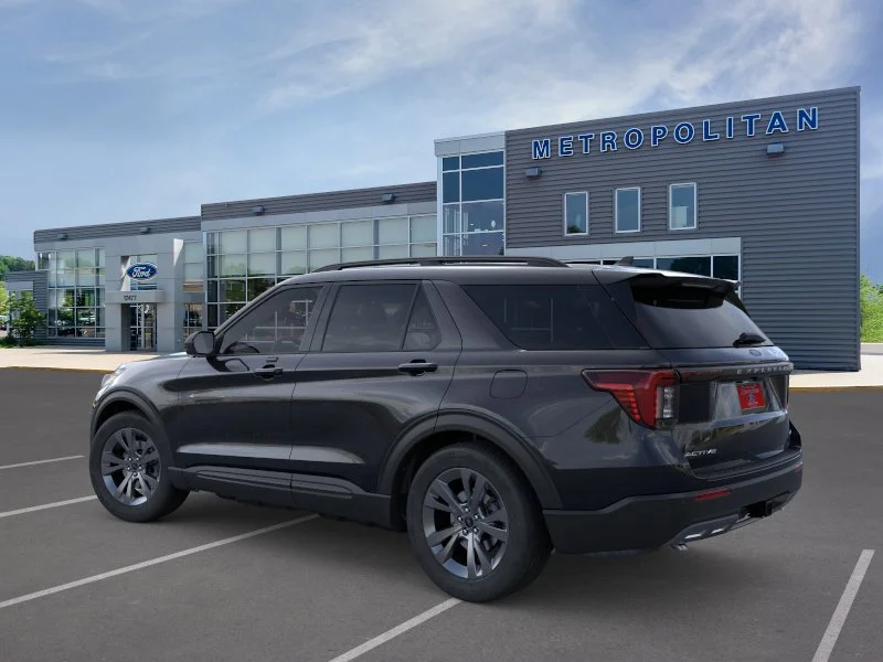 New 2026 Agate Black Metallic Ford Active image 4