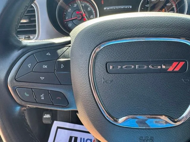 Used 2022 Black Dodge SXT image 27