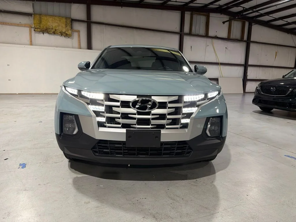 Used 2024 Blue Hyundai SEL image 2
