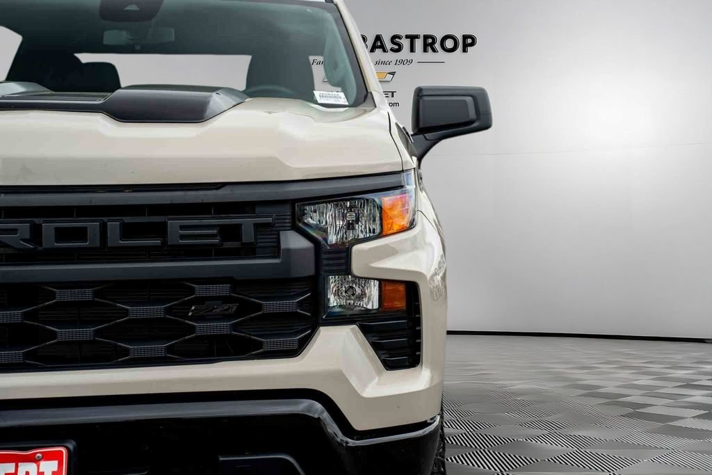 Used 2026 White Chevrolet Custom Trail Boss image 8