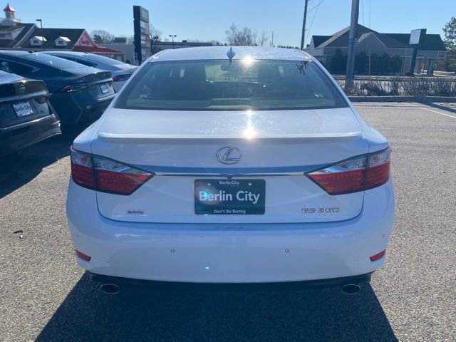 Used 2015 White Lexus 350 Crafted Line image 5