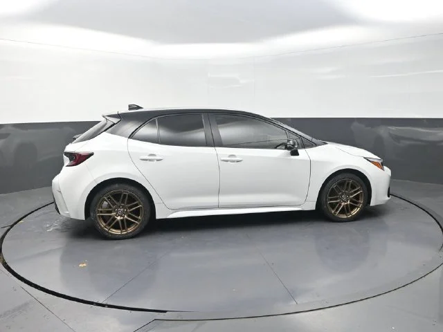 Used 2025 Beige Toyota Nightshade image 9