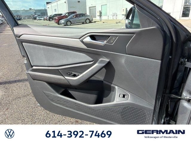 New 2026 Platinum Gray Metallic Volkswagen 1.5T SE image 21