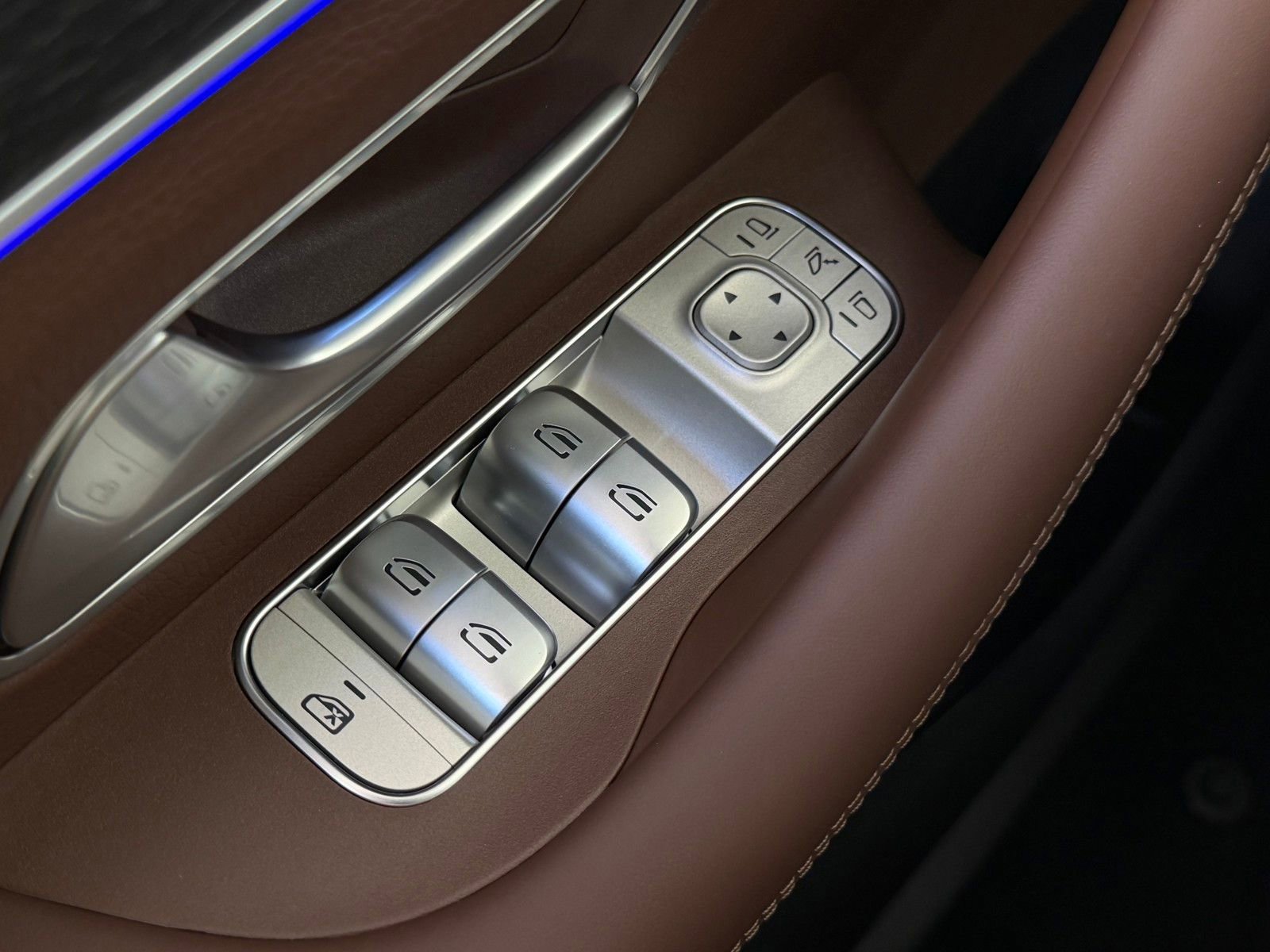 New 2026 Twilight Blue Metallic Mercedes-Benz AMG® GLE 53 4MATIC+ Coupe image 44