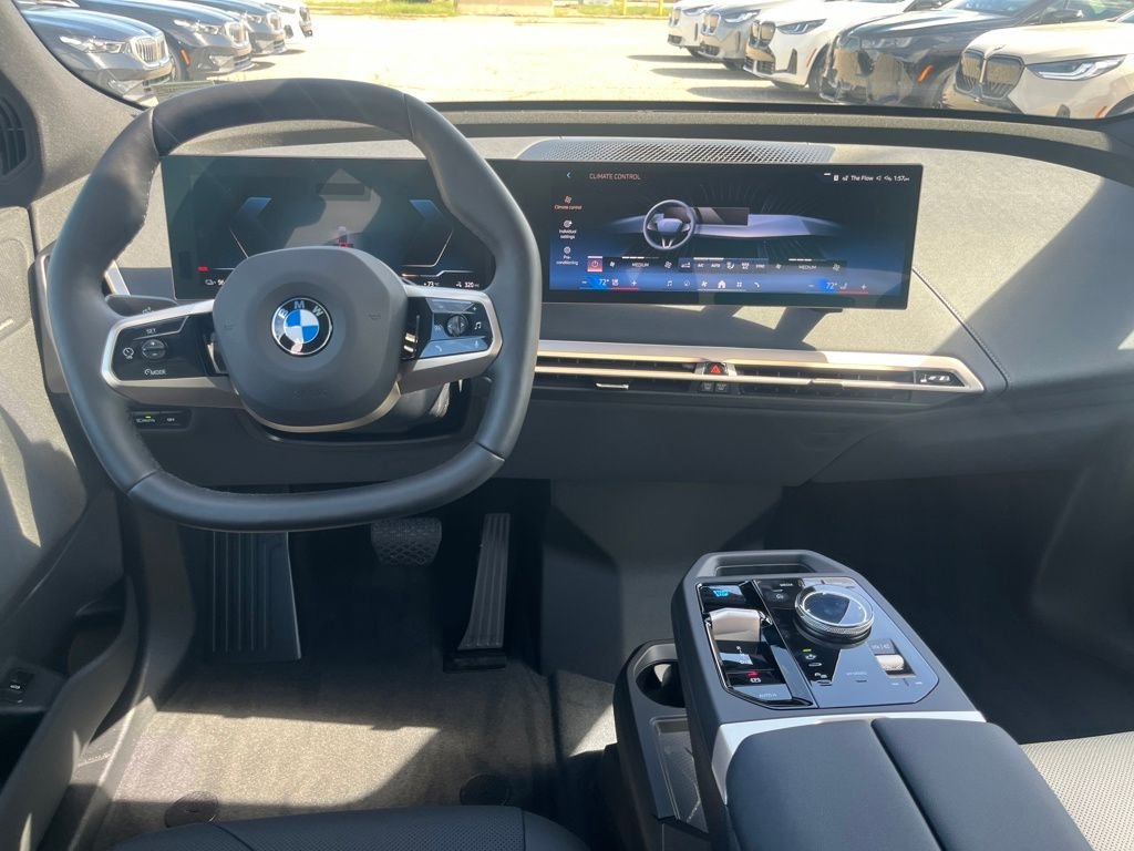 Certified Used 2026 Storm Bay Metallic BMW xDrive60 image 22
