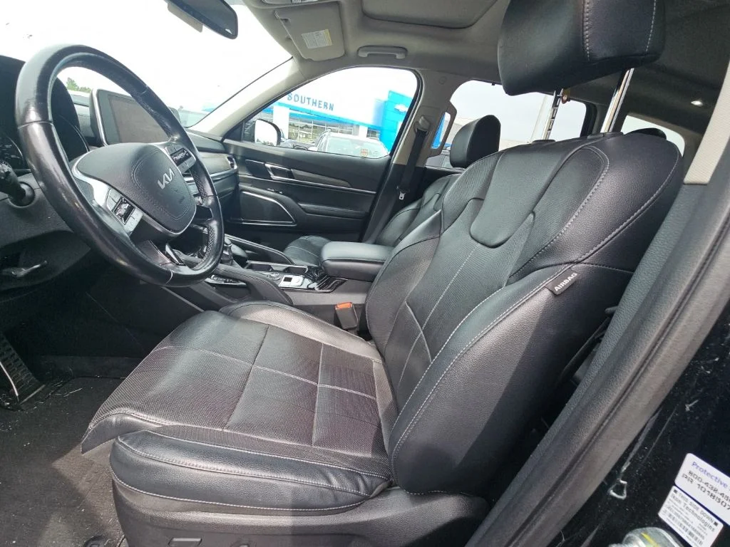 Used 2022 Black Kia SX image 13