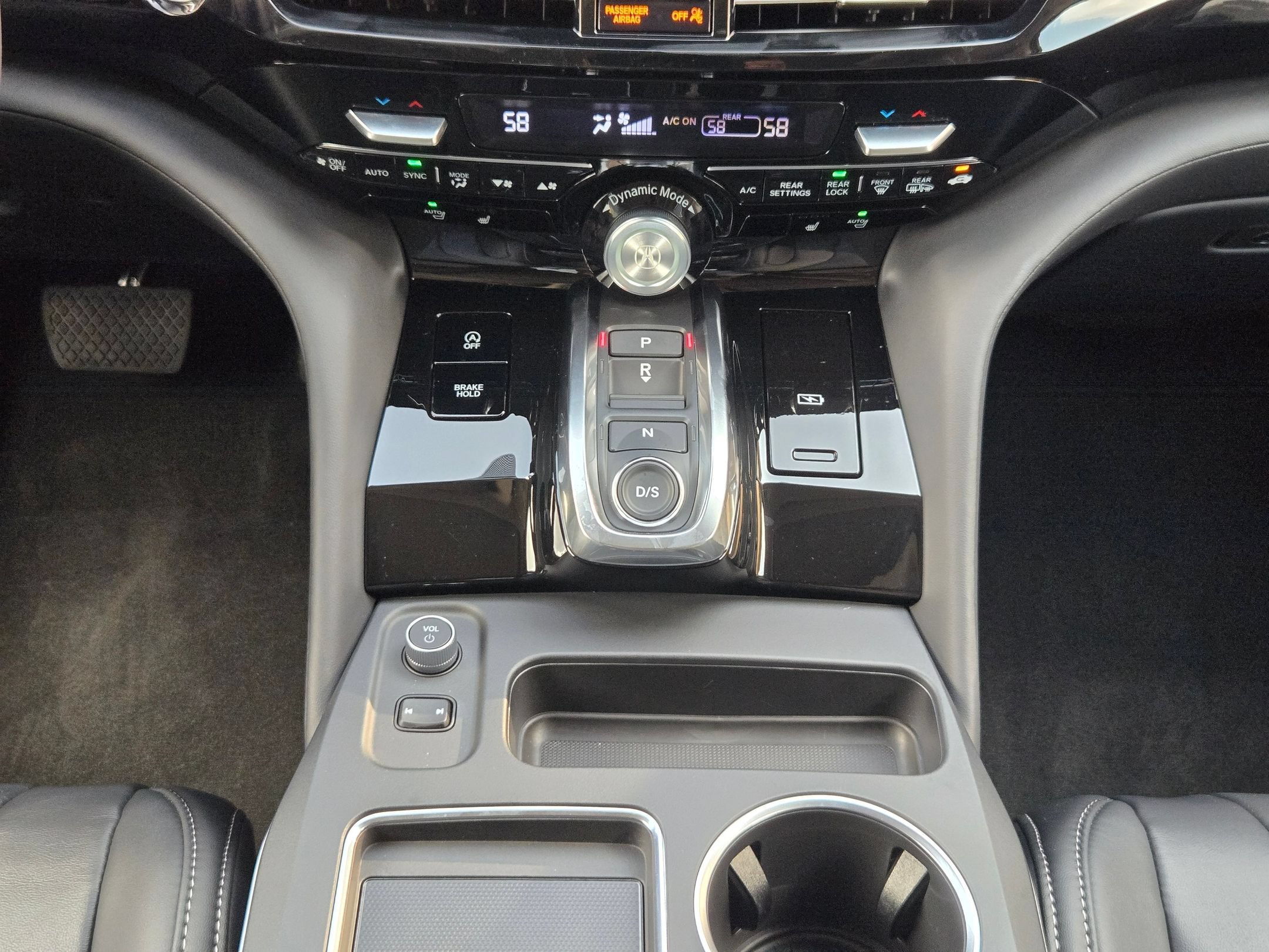 Used 2026 Solar Silver Metallic Acura w/Technology Package image 19