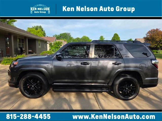 2019 Toyota 4Runner Night Shade 4x4 V6's photo